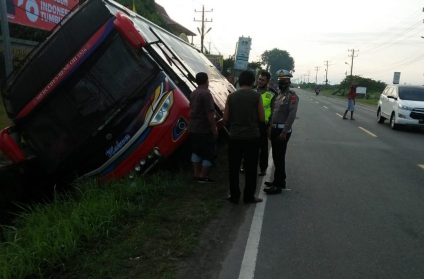  Coba Nyalip, Bus PT Makmur Nyungsep ke Parit