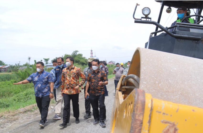  Wabup Sergai Tinjau Pembangunan Jalan di 4 Titik