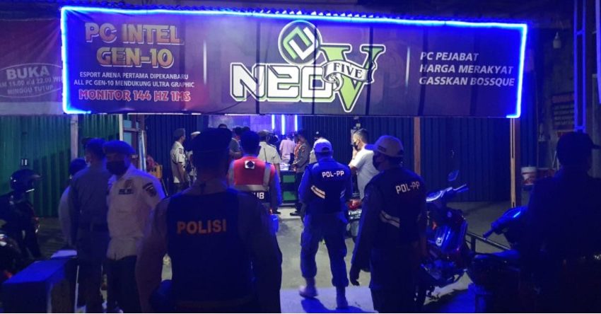  Kapolresta Pekanbaru Pimpin Apel Tim Yustisi Pendisiplinan PPKM Level IV