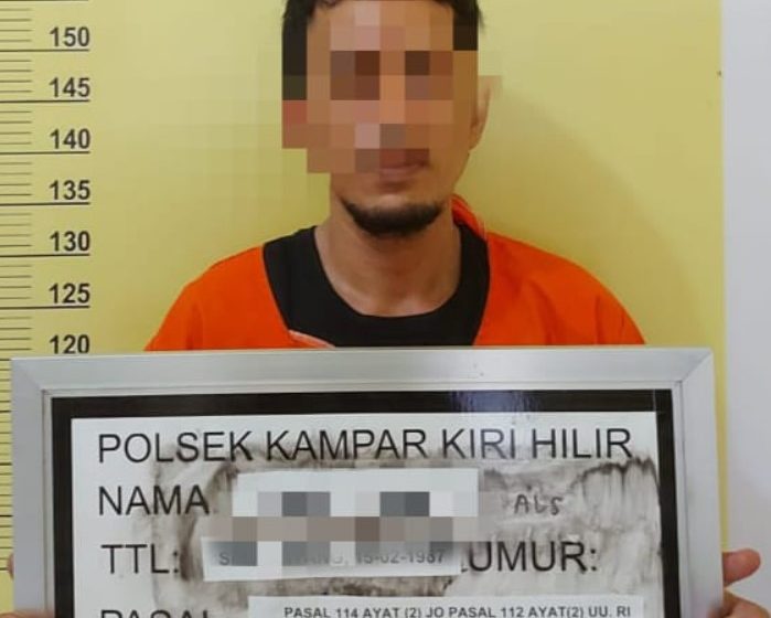  Sempat Lari Ke Atap Rumah, DPO Kasus Narkoba Akhirnya Ditangkap Polsek Kampar Kiri Hilir