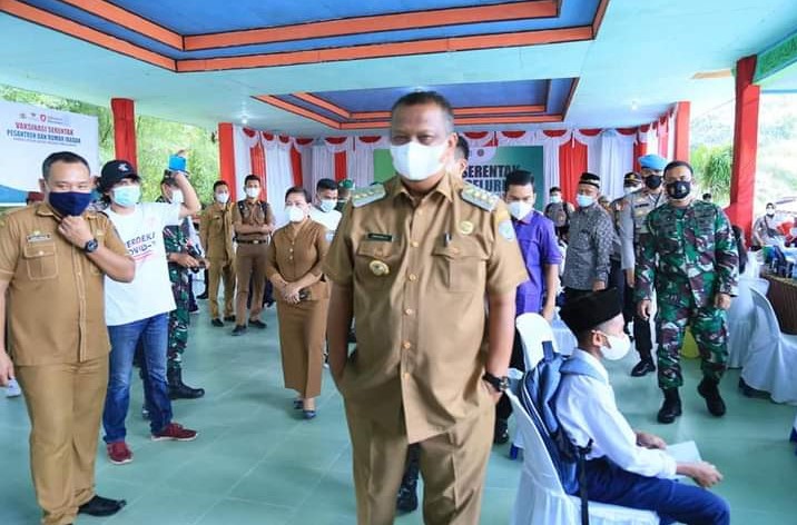 Pj Bupati Labuhanbatu Pantau Pelaksanaan Vaksinasi Masal di Pondok Pesantren Darul Muhsinin Janji