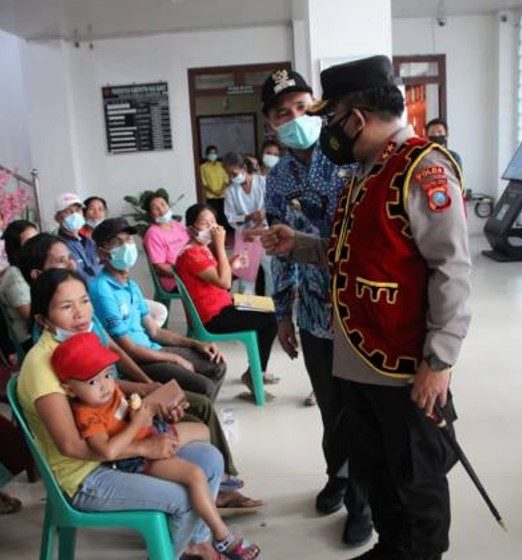  Kunjungi Pulau Terpencil di Kecamatan Tello, Kapolda Sumut Pastikan Akselerasi Vaksinasi Sesuai Target