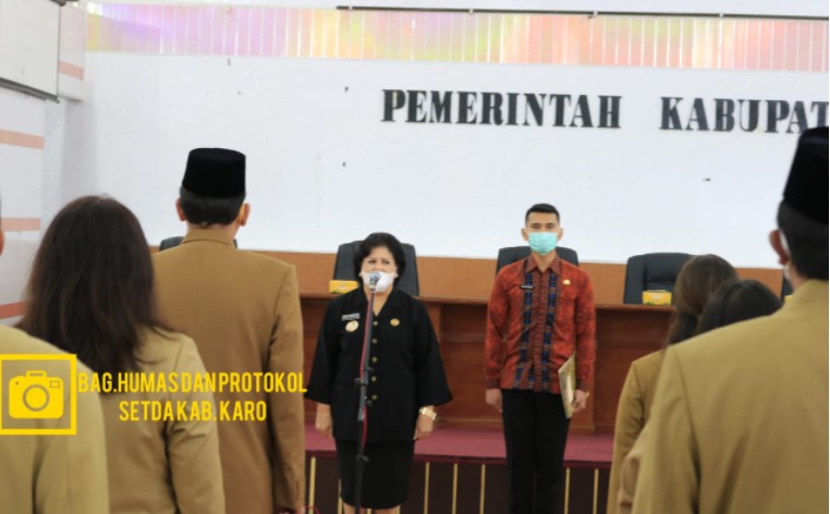  Bupati Karo Lantik Pejabat Pimpinan Tinggi Pratama dan Administrator