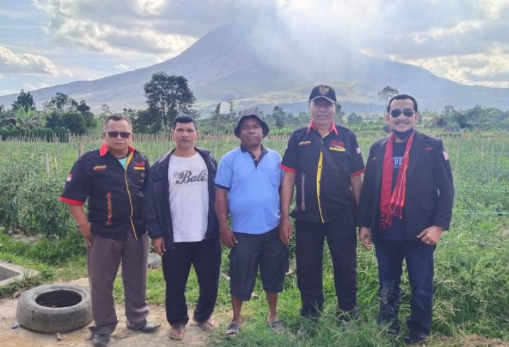 Ngaku Juru Kunci Gunung Sinabung, Masyarakat Karo Akan Pidanakan Hendro Saputro