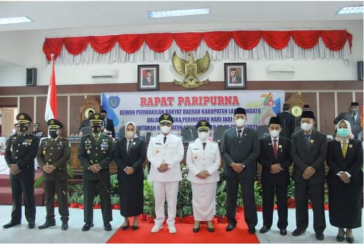  Bupati dan Wakil Hadiri Sidang Paripurna DPRD HUT Ke-76 Labuhanbatu