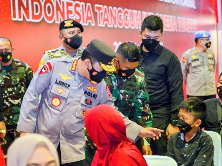  Kapolri Tegaskan Soliditas dan Sinergitas TNI-Polri Akan Wujudkan Kekebalan Komunal