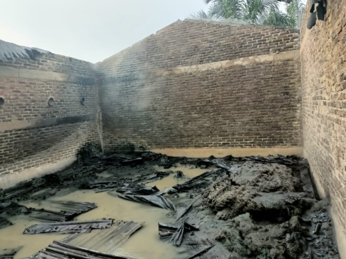  Gudang Barang Bekas Kilang Padi Milik Rimbun Jaya di Sei Rampah Terbakar