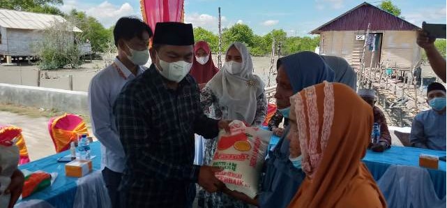  Bupati Sergai Apresiasi Berbagi Rezeki Kepada 70 Kaum Dhuafa