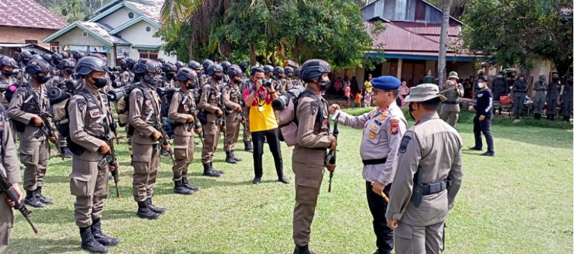  Buka Latihan Berganda Brimob Remaja, Kapolda: Taklukkan Bukit Barisan Ini, Buru Perusak Hutan