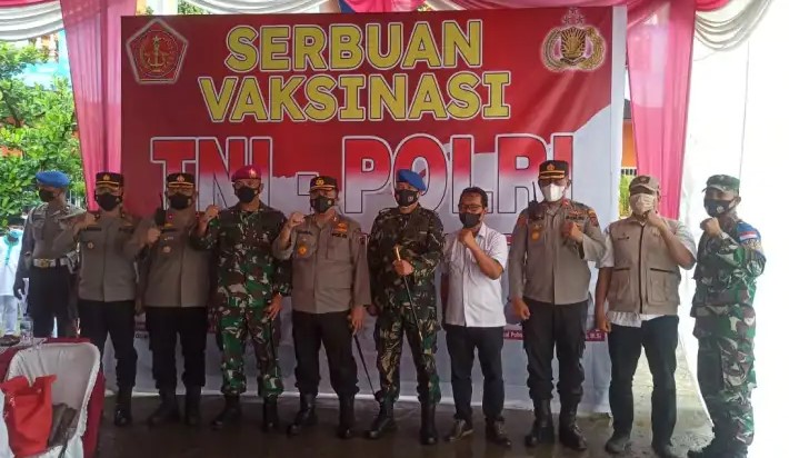  1.000 Pelajar Budi Agung Marelan Mendapatkan Serbuan Vaksinasi dari TNI Polri