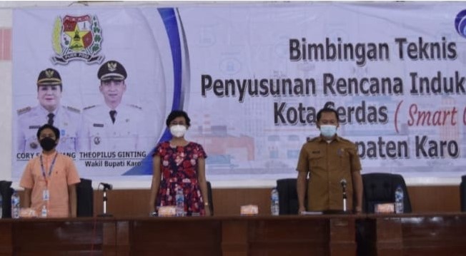  Bupati Karo Tutup Bimtek Penyusunan Masterplan Smart City