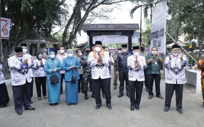 HGN dan HUT PGRI, Wakil Bupati Minta Guru Dukung Percepatan Vaksinasi Murid