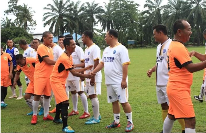  Dipimpin Bupati, Tim Pemkab Labuhanbatu Gasak PS PTPN III 3-2