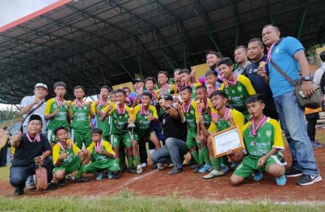  SSB Batubara Bertuah Raih Juara III dan Boyong Sepatu Emas di FJL-U13 Cirebon