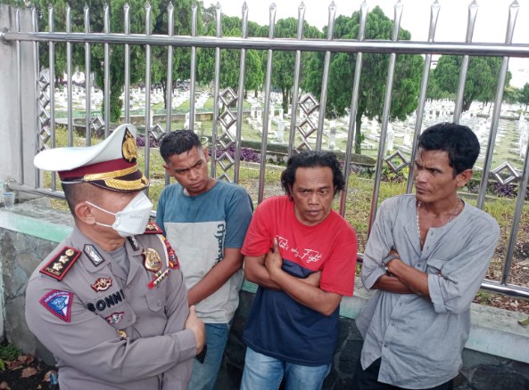  Satlantas Polrestabes Medan Razia Angkot, 3 Sopir Positif Narkoba