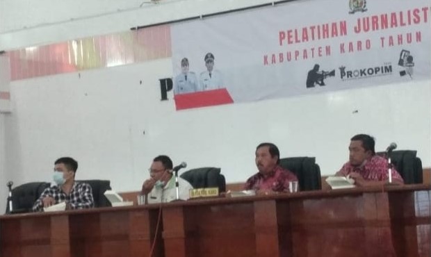  Sekdakab Karo Narasumber Pelatihan Jurnalis Tahun 2021