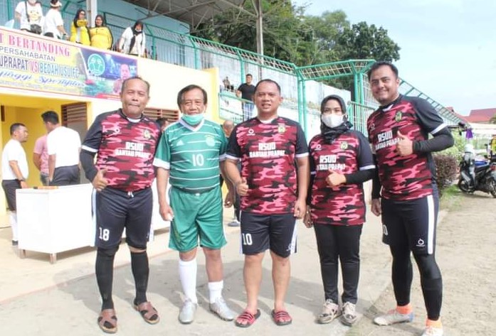 Dipimpin Bupati dan Dandim 0209 Labuhanbatu, Laga Sepak Bola Friendly Match PS RSUD Rantauprapat VS Bedah USU FC Berakhir Imbang