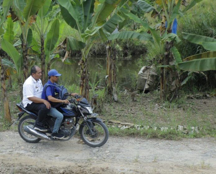 Tinjau Jalan Rusak di Simpang Empat, Wakil Bupati Asahan Ajak Pengusaha Berpartisipasi