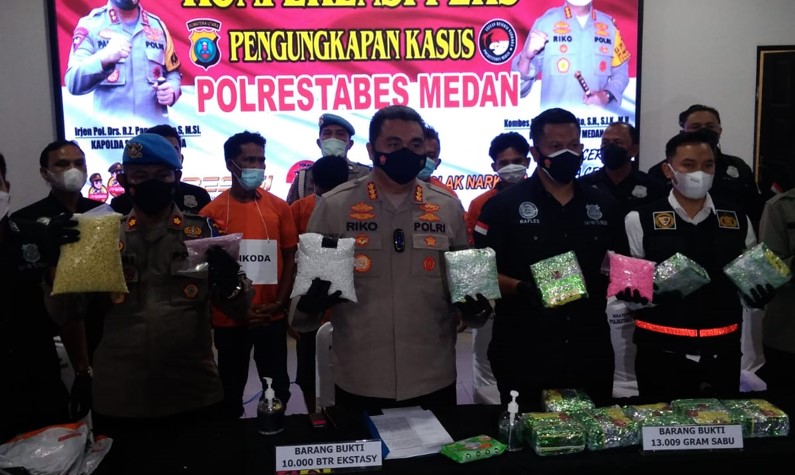  4 Pelaku Sindikat Jaringan Narkotika Internasional di Medan Ditangkap, 13 Kilo Sabu dan 10.000 Ribu Pil Ekstasi Disita 