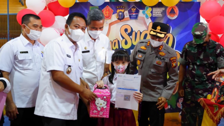  Kapolres Rokan Hilir Hadiri Launching Vaksinasi Serentak Indonesia Anak Usia 6- 11 Tahun dan Dosis Lanjutan