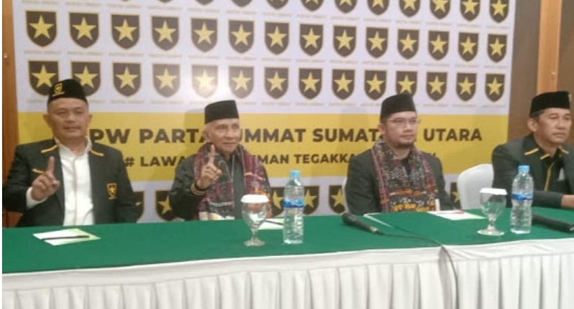  Amien Rais Hadiri Pelantikan Pengurus Partai Ummat di Sumut