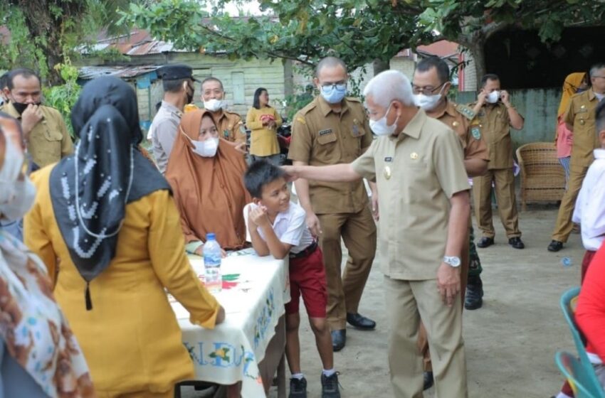  Bupati Asahan Tinjau Pelaksanaan Vaksinasi Usia 6 – 11 Tahun