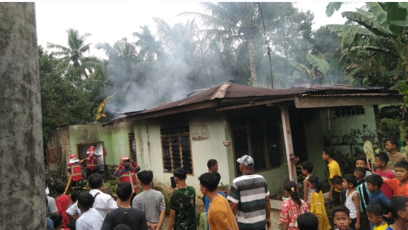 Rumah Semi Permanen Milik Sagala Ludes Dilalap Si Jago Merah