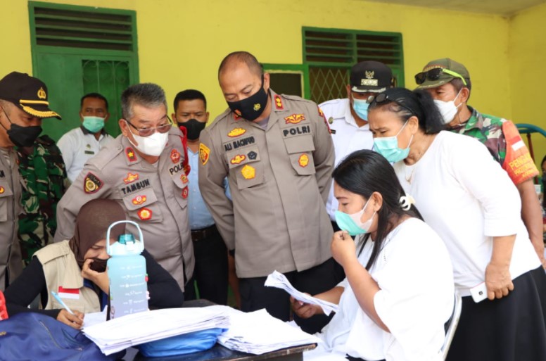  Kapolres Sergai Tinjau Vaksinasi Lansia di Sei Bamban