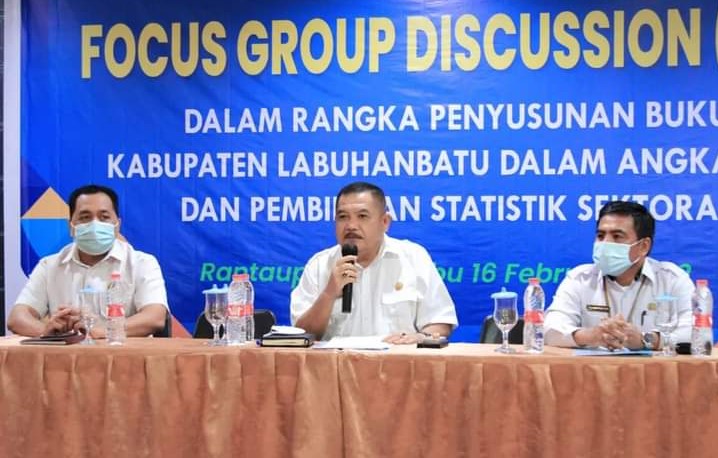  Mewakili Bupati, Sekdakab Labuhanbatu Buka FGD dan BPS Penyusunan Buku Tahun 2022