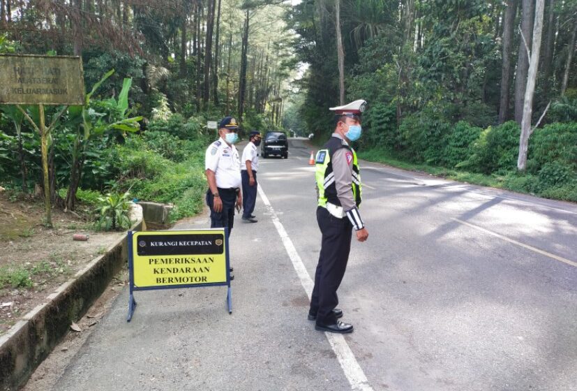  Satlantas Bersama Dishub Simalungun Laksanakan Kegiatan Hukum PM 75 Tahun 2021