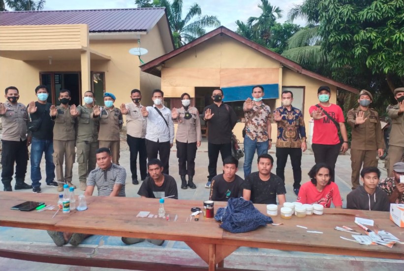  Tim Gabungan Polres Labuhanbatu GKN di Padang Maninjau, Pemakai dan Pengedar Sabu Ditangkap