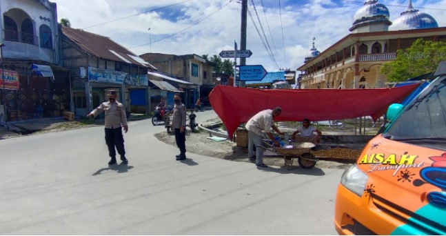 Polsek Lima Puluh Memobilisasi Warga Percepat Program Vaksinasi Covid-19