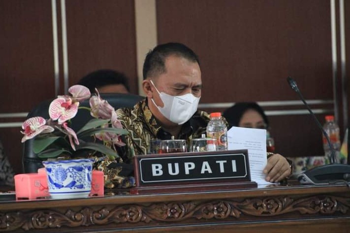  Bupati Bersama Wabup Labuhanbatu Hadiri Sidang Paripurna DPRD Laporan Pansus  Ranperda No. 2 Tahun 2015