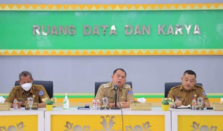 Bupati Labuhanbatu Pimpin Rapat Koordinasi Pelaksanaan Vaksinasi Covid-19