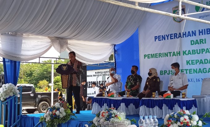 Pemda Kab. Morowali Hibahkan Tanah Kepada BP Jamsostek