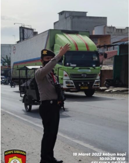 Sat Samapta Polres Batu Standby di Sepanjang Jalinsum