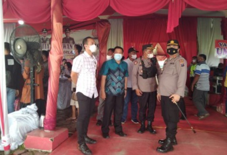  Polresta Deli Serdang Gelar Vaksinasi Massal di Hamparan Perak