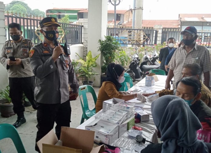  Polsek Medan Area Gelar Vaksinasi Dosis 1-3 Secara Door To Door