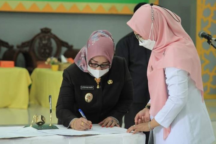 Wakil Bupati Labuhanbatu Lantik 37 Pejabat Administrator, Pengawas dan Fungsional