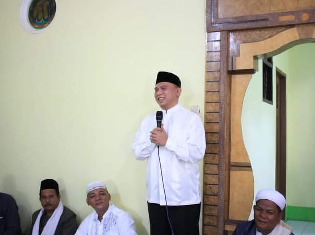 Forkopimda Labuhanbatu Salurkan Bantuan ke 100 Masjid