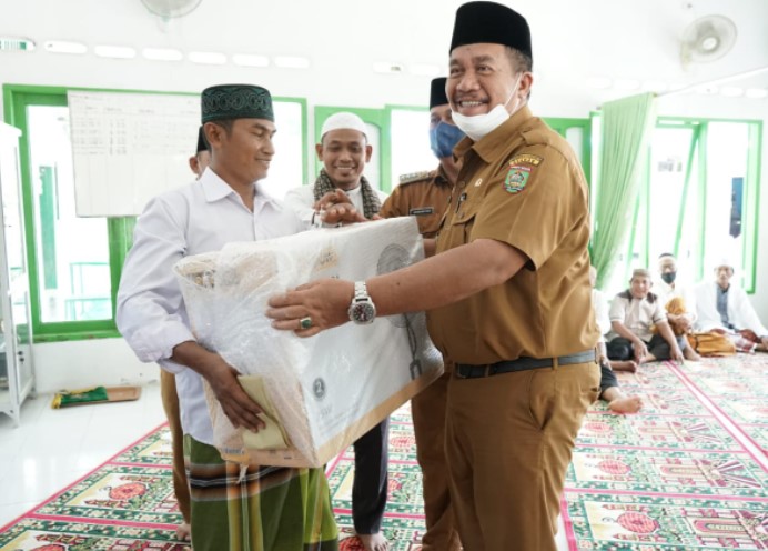 Hari Kedua Safari Ramadhan, Wakil Bupati Asahan Kunjungi Masjid Amaliah Sidodadi