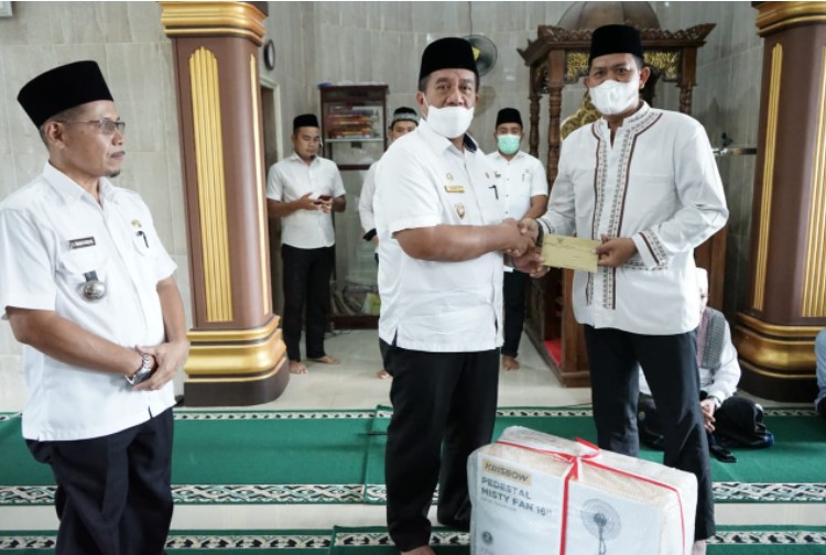  Kunjungi Masjid Syuhada Desa Sipaku Area, Wabup Asahan Ajak Tanamkan Sikap Toleransi