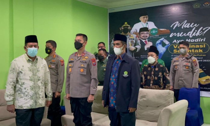  Polsek Medan Barat Gelar 1 Juta Vaksinasi Booster se-Indonesia di Kantor PCNU