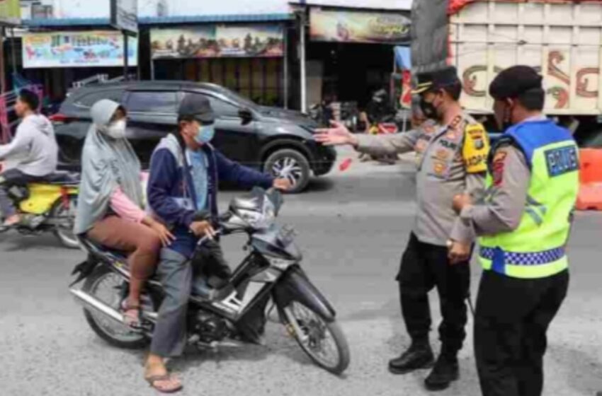  Kapolres Batubara Turun Langsung Antisipasi Kemacetan Arus Mudik