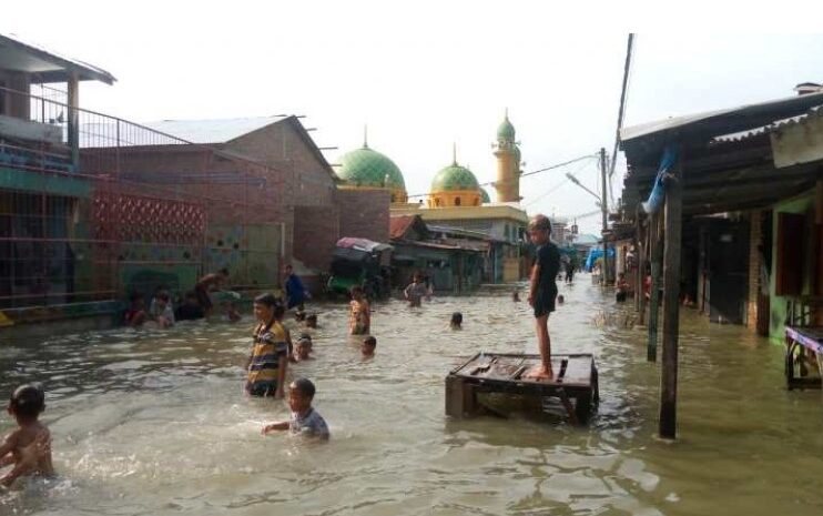  Penanganan Banjir Rob Lamban, Anak Belawan Akan Blokade Jalan Tol