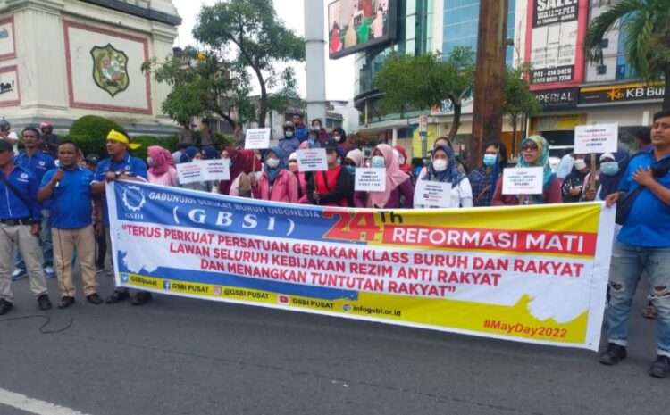 Dikawal Polrestabes Medan, Unjuk Rasa Serikat Buruh Sumut di Jalan Gatot Subroto Berlangsung Damai