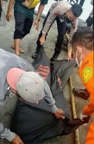  Mayat Pasutri Mengapung di Laut Belawan Berhasil Dievakuasi