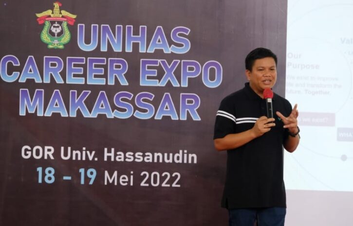 Unhas Hadir di Career Expo, Stand PT Vale Diminati Pencari Kerja