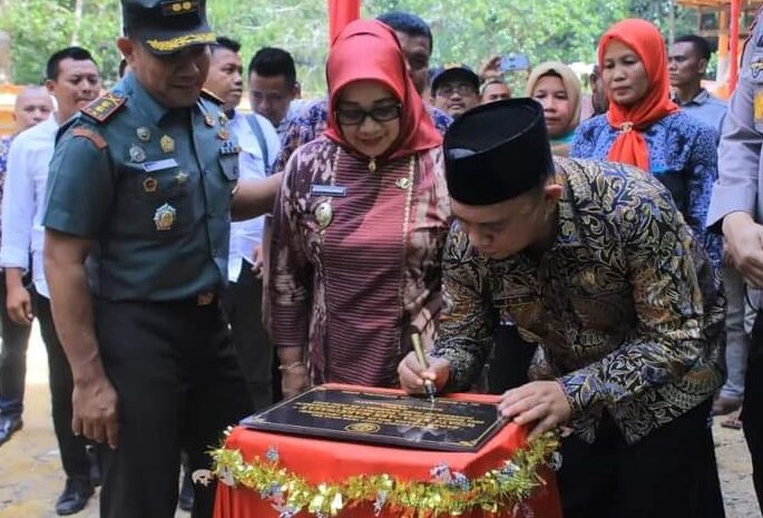 Bupati Bersama Wabup Labuhanbatu Resmikan Lokasi Wisata Aek Markusasak di Dusun Sihare-Hare