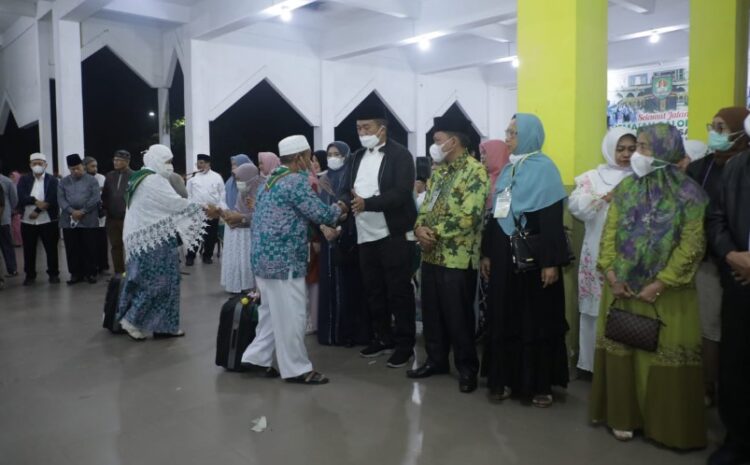  Bupati Asahan Lepas 161 Jemaah Calon Haji Menuju Tanah Suci